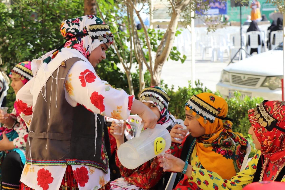 برگزاری سومین جشنواره گرامیداشت هفته مازندران به میزبانی دانشگاه فرهنگیان مازندران
 12