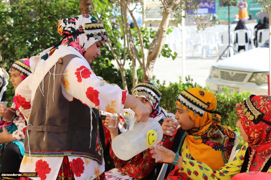 برگزاری سومین جشنواره گرامیداشت هفته مازندران به میزبانی دانشگاه فرهنگیان مازندران
 12