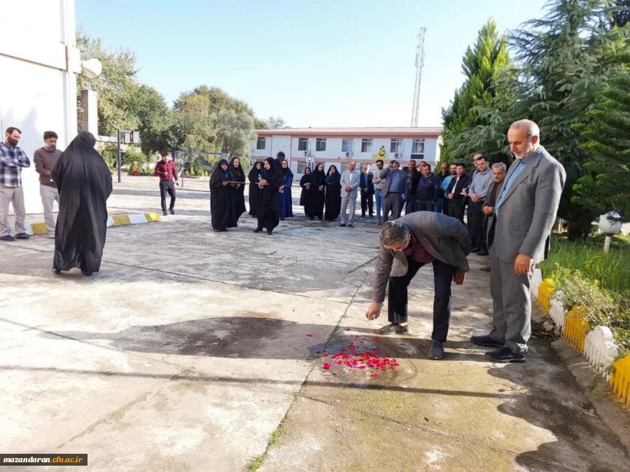 حضور ریاست دانشگاه فرهنگیان استان مازندران در مرکز حضرت فاطمه (س) قائمشهر 2