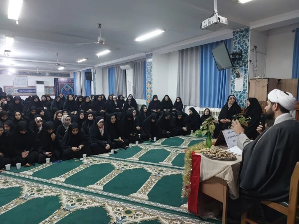 برگزاری جشن میلاد حضرت زینب کبری(س) و روز پرستار در نمازخانه سرای دانشجویی شهید جعفر رضایی  3