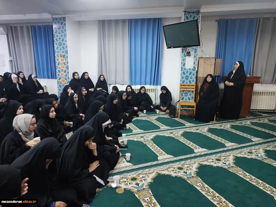 برگزاری جشن میلاد حضرت زینب کبری(س) و روز پرستار در نمازخانه سرای دانشجویی شهید جعفر رضایی  6