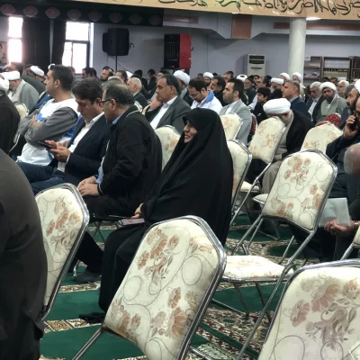 حضور دانشجو معلمان به همراه ریاست پردیس خواهران ساری و کارشناس فرهنگی در اجلاس نماز در دانشگاه مازندران  3