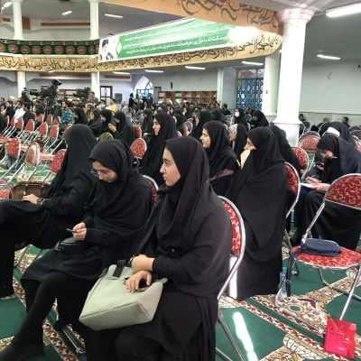 حضور دانشجو معلمان به همراه ریاست پردیس خواهران ساری و کارشناس فرهنگی در اجلاس نماز در دانشگاه مازندران  4