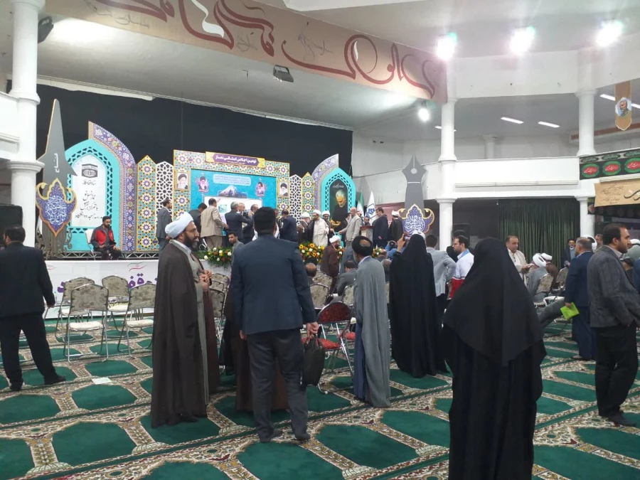 حضور دانشجو معلمان در اجلاس نماز در دانشگاه مازندران  2