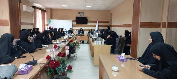 جلسه معارفه و نشست  اعضای کانون های فرهنگی و انجمن های علمی با ریاست پردیس  3