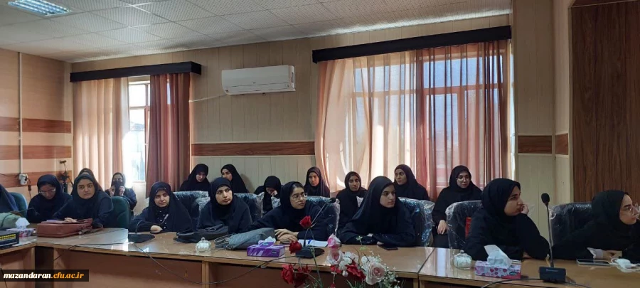 جلسه معارفه و نشست  اعضای کانون های فرهنگی و انجمن های علمی با ریاست پردیس  4