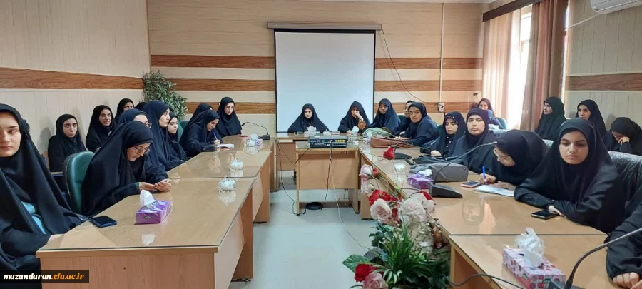 جلسه معارفه و نشست  اعضای کانون های فرهنگی و انجمن های علمی با ریاست پردیس  5