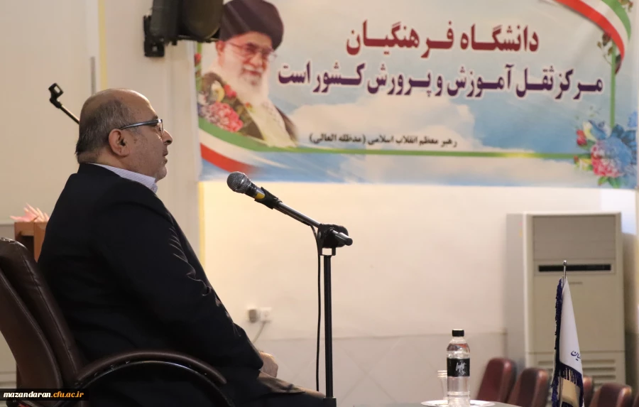 نشست صمیمی دانشجویان با مدیر هسته گزینش اداره کل آموزش و پرورش مازندران 2