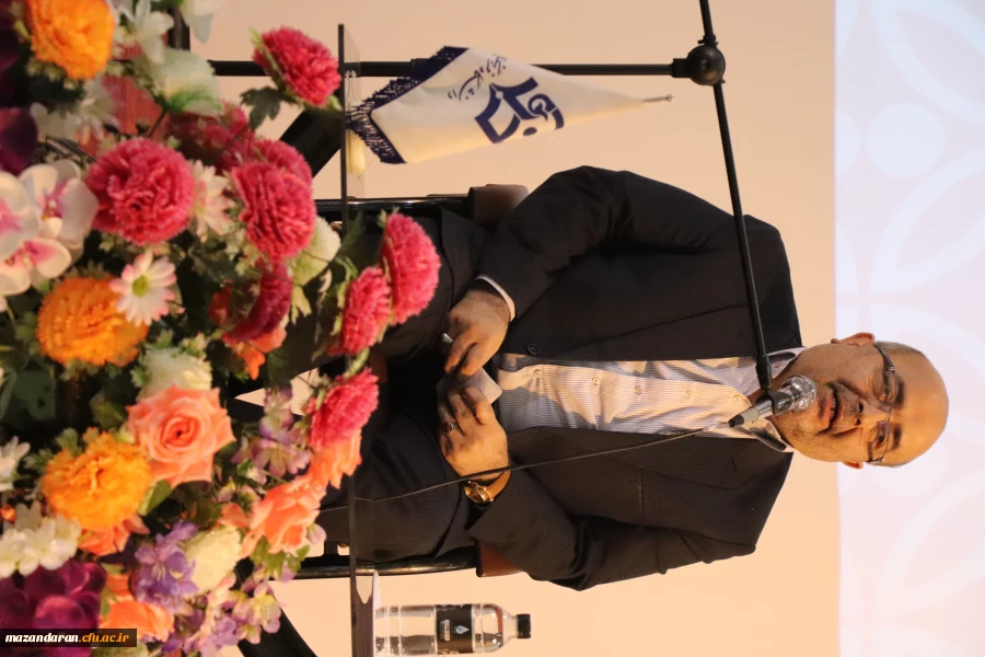 نشست صمیمی دانشجویان با مدیر هسته گزینش اداره کل آموزش و پرورش مازندران 3