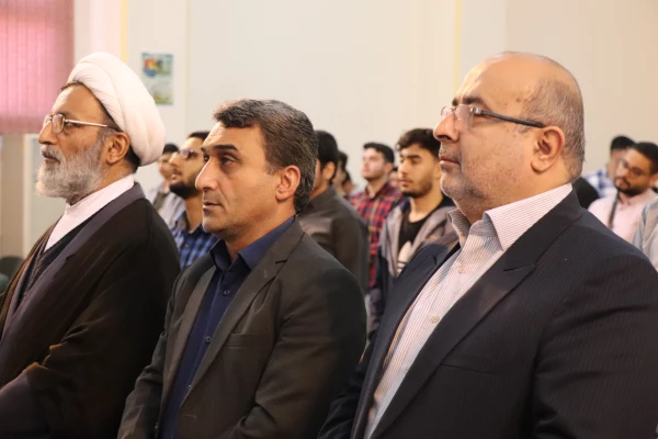 نشست صمیمی دانشجویان با مدیر هسته گزینش اداره کل آموزش و پرورش مازندران 5