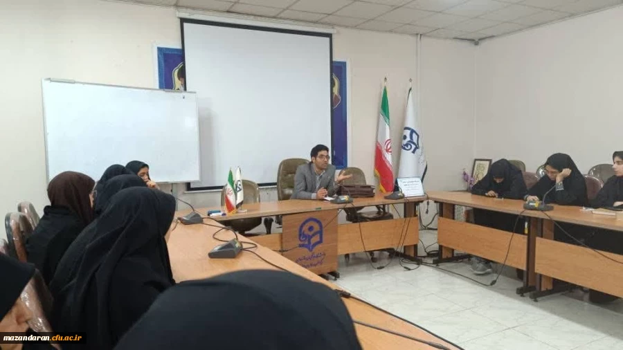 نشست تولید محتوای آموزشی _ فرهنگی 3