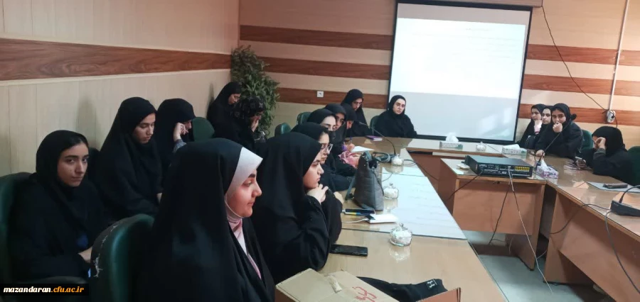 بازدید تیم ارزیابی دانشگاه فرهنگیان استان مازندران از پردیس فاطمه الزهرا (س) ساری  6