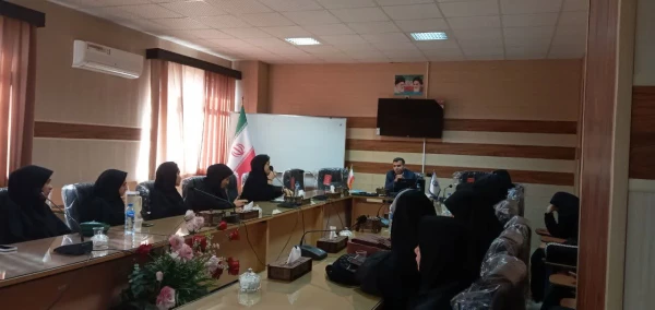 برگزاری جلسه پرسش و پاسخ ،نشست صمیمی رحمان کرامتی  رئیس ارزیابی عملکرد دانشگاه فرهنگیان مازندران با گروهی از دانشجو معلمان  2
