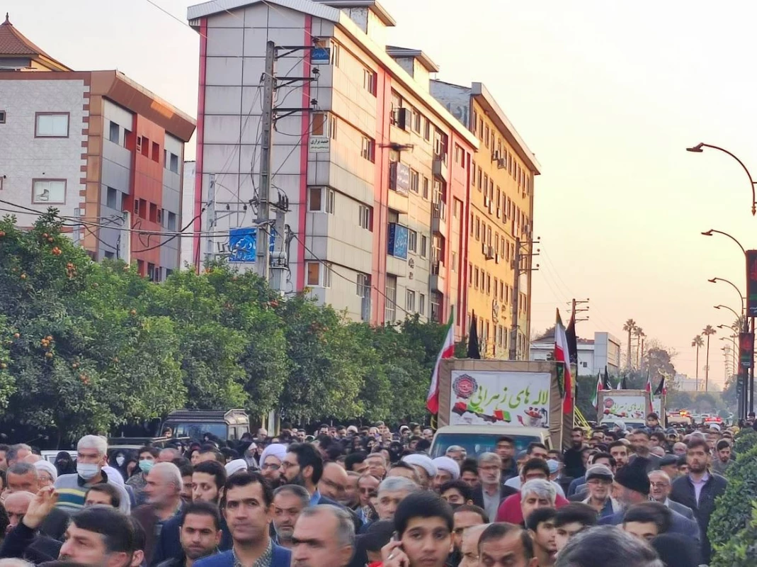 مراسم تشییع و تدفین شهیدان گمنام هشت سال دفاع مقدس 17