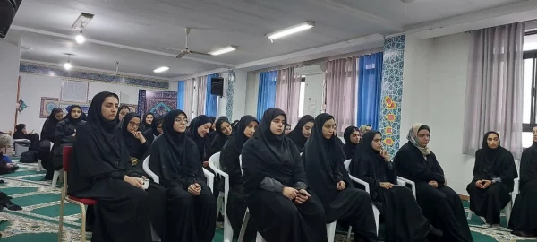 نشست صمیمانه ریاست و حوزه های مختلف با دانشجو معلمان  3