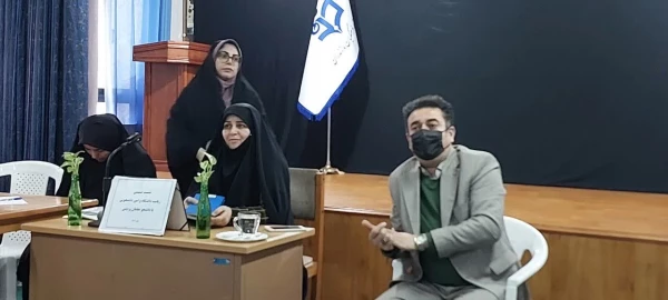 نشست صمیمانه ریاست و حوزه های مختلف با دانشجو معلمان  4