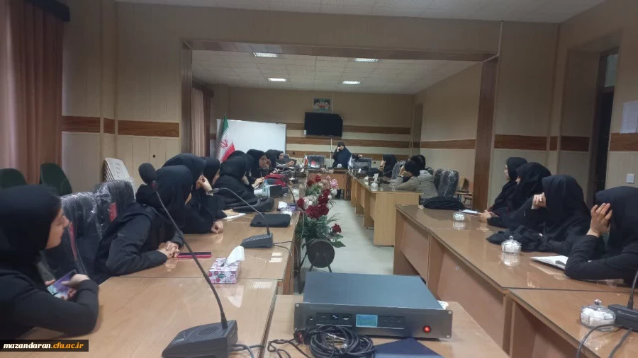 کارگاه تحلیل محتوای اموزشی تبیین تهیه فرم ج  2