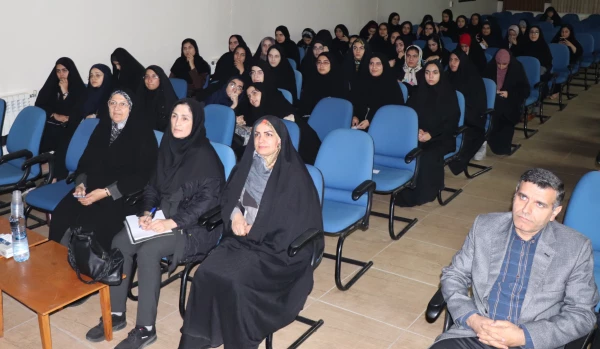 نشست صمیمی ریاست مرکز نظارت ،  ارزیابی و تضمین کیفیت سازمان مرکزی در دانشگاه فرهنگیان مازندران 5