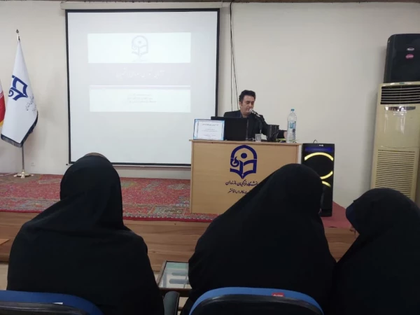 جلسه ی آشنایی باشورای انضباطی دانشجویان 5