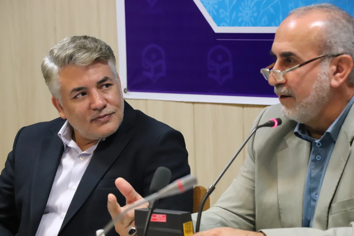 نشست صمیمی ریاست مرکز نظارت ، ارزیابی و تضمین کیفیت دانشگاه فرهنگیان با اساتید و اعضای هیأت و علمی 5