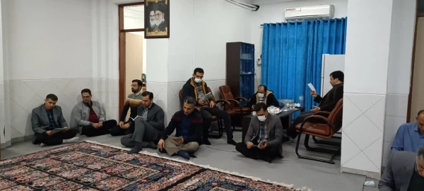 مراسم هفتگی قرائت زیارت عاشورا 
 3