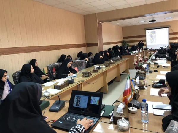 کارگاه رویکرد آموزشی پژوهشی با تاکید بر پیش دبستان و دبستان(رجیو امیلیا )

 5