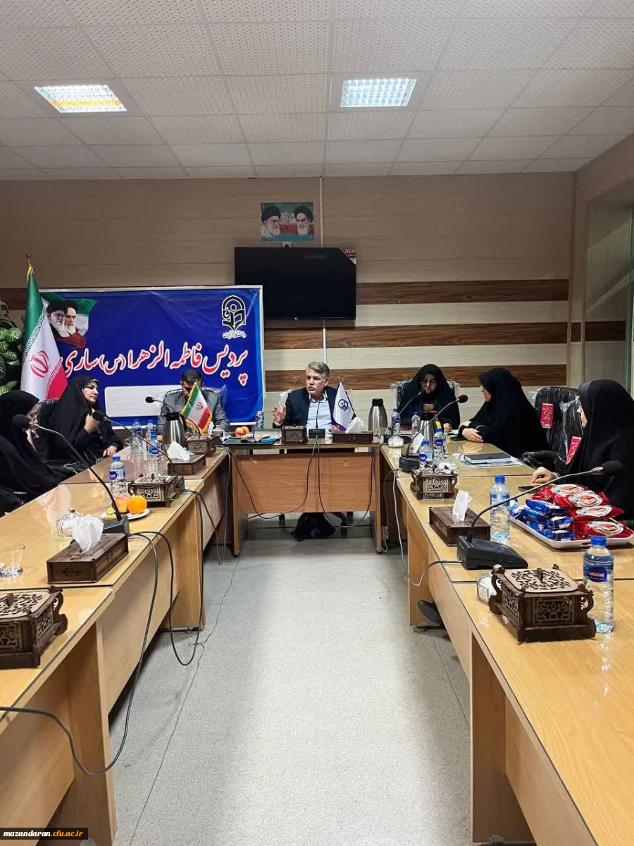 نشست صمیمی ایوب ابراهیمی ، ریاست مرکز نظارت ، ارزیابی و تضمین کیفیت دانشگاه فرهنگیان ، با دبیران کانون ها و انجمن ها،بسیج و شورای صنفی     3