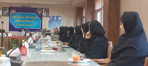 حضوردانشجو معلمان رشته ریاضی در کارگاه نقد و بررسی کتاب نقد و بررسی آموزش ریاضی در سالن جلسات پردیس دکتر شریعتی  2