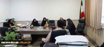 تقدیر ریاست پردیس فاطمه الزهرا س ساری از کادر آشپزخانه به مناسبت  تولد حضرت فاطمه زهرا(س)  و روز زن