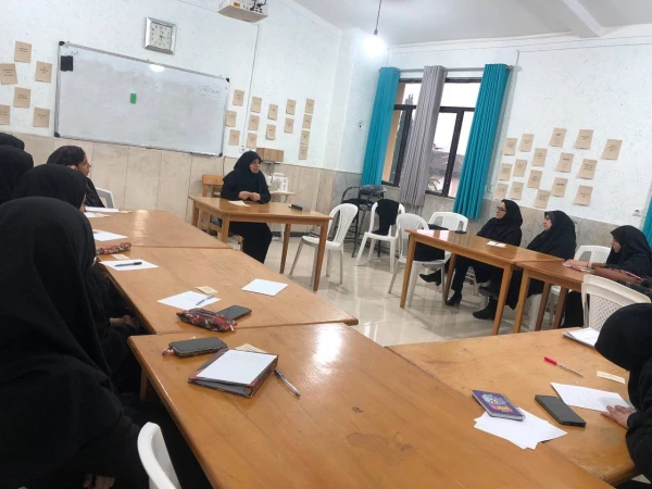 برگزاری کارگاه چرا یک معلم باید فیلسوف باشد  3