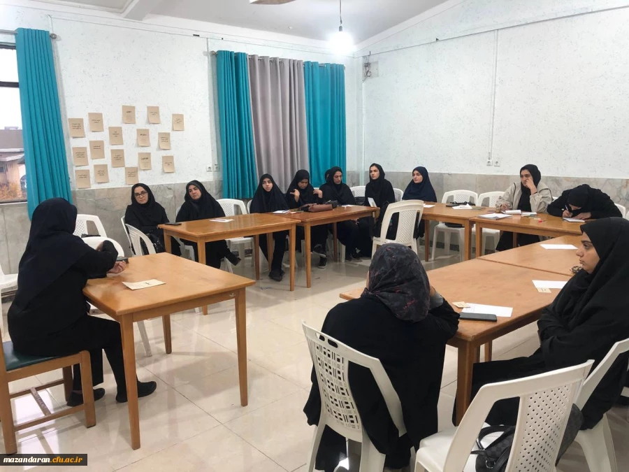 برگزاری کارگاه چرا یک معلم باید فیلسوف باشد  6