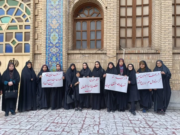 حضور کارکنان و دانشجو معلمان بسیجی  در  مراسم یادبود شهدای کرمان در گلزار شهدای ساری 3