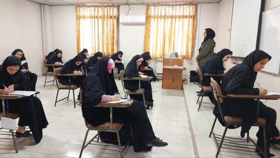 شروع  امتحانات پایان نیم سال اول تحصیلی ۱۴۰۲-۱۴۰۳ 4