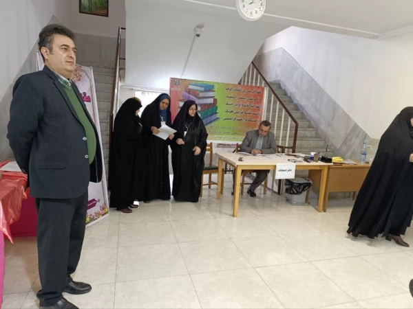 بازدید سیدعابدین خدادادی از حوزه امتحانات پایان ترم پردیس فاطمه الزهرا (س) ساری 3