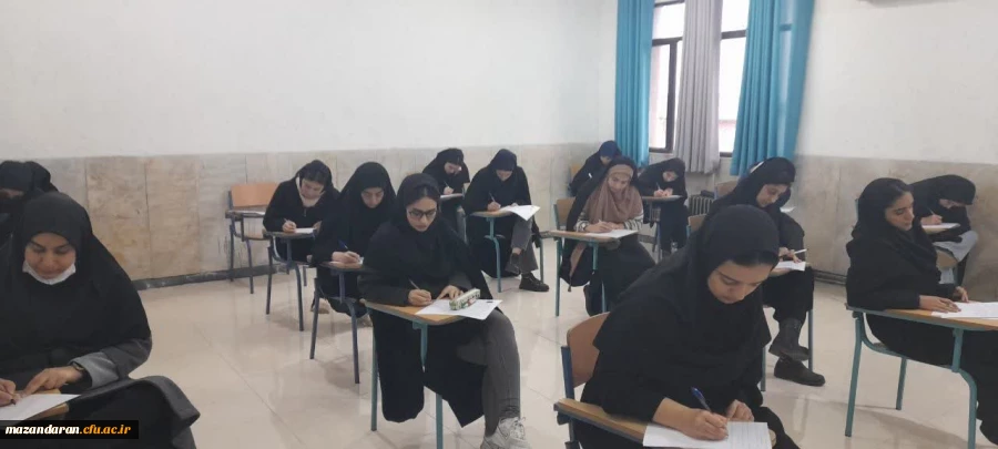 بازدید رحمان کرامتی مسئول ارزیابی و عملکرد دانشگاه فرهنگیان استان مازندران از روند برگزاری آزمون پایان ترم پردیس فاطمه الزهرا(س)ساری
 2