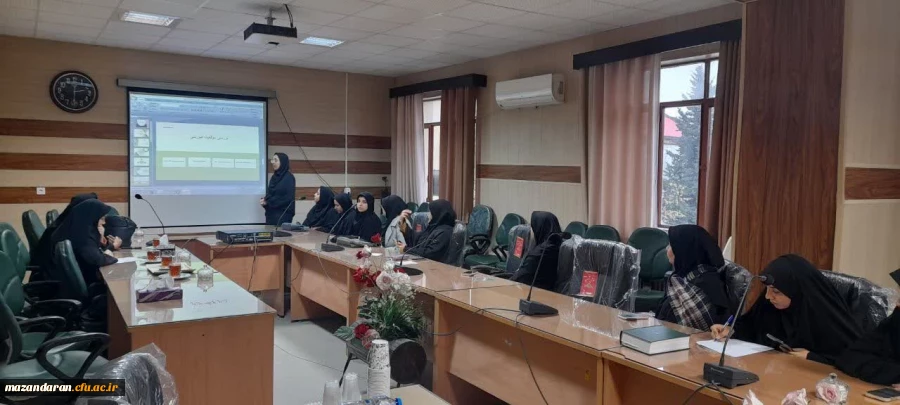 برگزاری کارگاه با موضوع " آسیب شناسی در حوزه کارورزی و راهکارهای رفع آسیب های مطرح شده "   ویژه مدرسان کارورزی   3