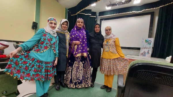 برپایی غرفه مازندران در جشنواره اقوام در بوشهر توسط تیم منتخب دانشگاه فرهنگیان مازندران  9