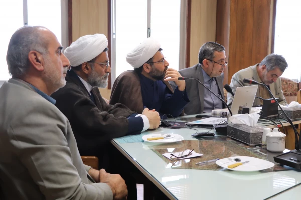 نشست هم اندیشی با اساتید گروه  معارف اسلامی دانشگاه فرهنگیان مازندران 9