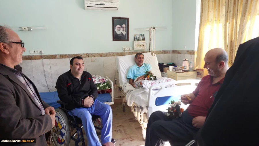 حضور  در مرکز  توانبخشی امام علی (ع) و عیادت از جانبازان جنگ تحمیلی به مناسبت ایام ا... دهه فجر  7