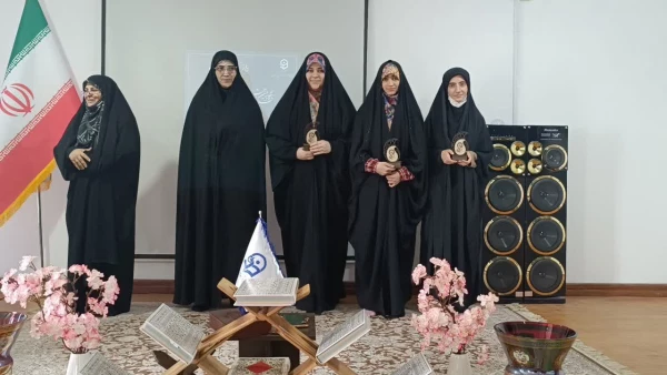 افتتاحیه مسابقات فرهنگی سی و دومین جشنواره قرآن و عترت پردیس  خواهران و مراکز تابعه در نمازخانه سرای دانشجویی پردیس دختران ساری  12