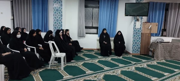 نشست هم اندیشی اساتید پردیس خواهران ساری با ریاست و همکاران واحد آموزش  12