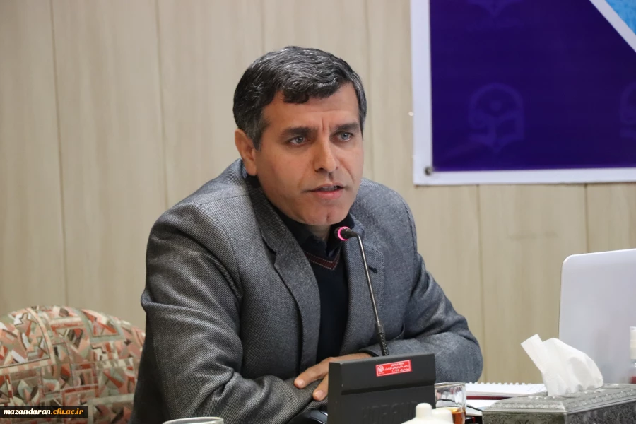 شورای آموزشی و تحصیلات تکمیلی مدیریت امور پردیس های استان مازندران
 6