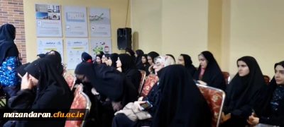 بازدید دانشجو معلمان از نمایشگاه اطلاعات