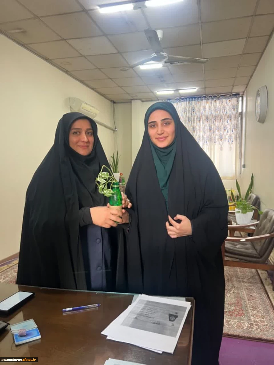 طرح اهداء گل به اتاق های سرا به مناسبت روز درختکاری توسط کانون همیاران سلامت 2