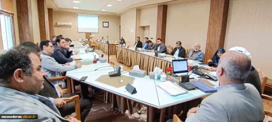 جلسه شورای اداری پردیس دکتر شریعتی ساری و تجلیل از بازنشستگان سال 1402 2