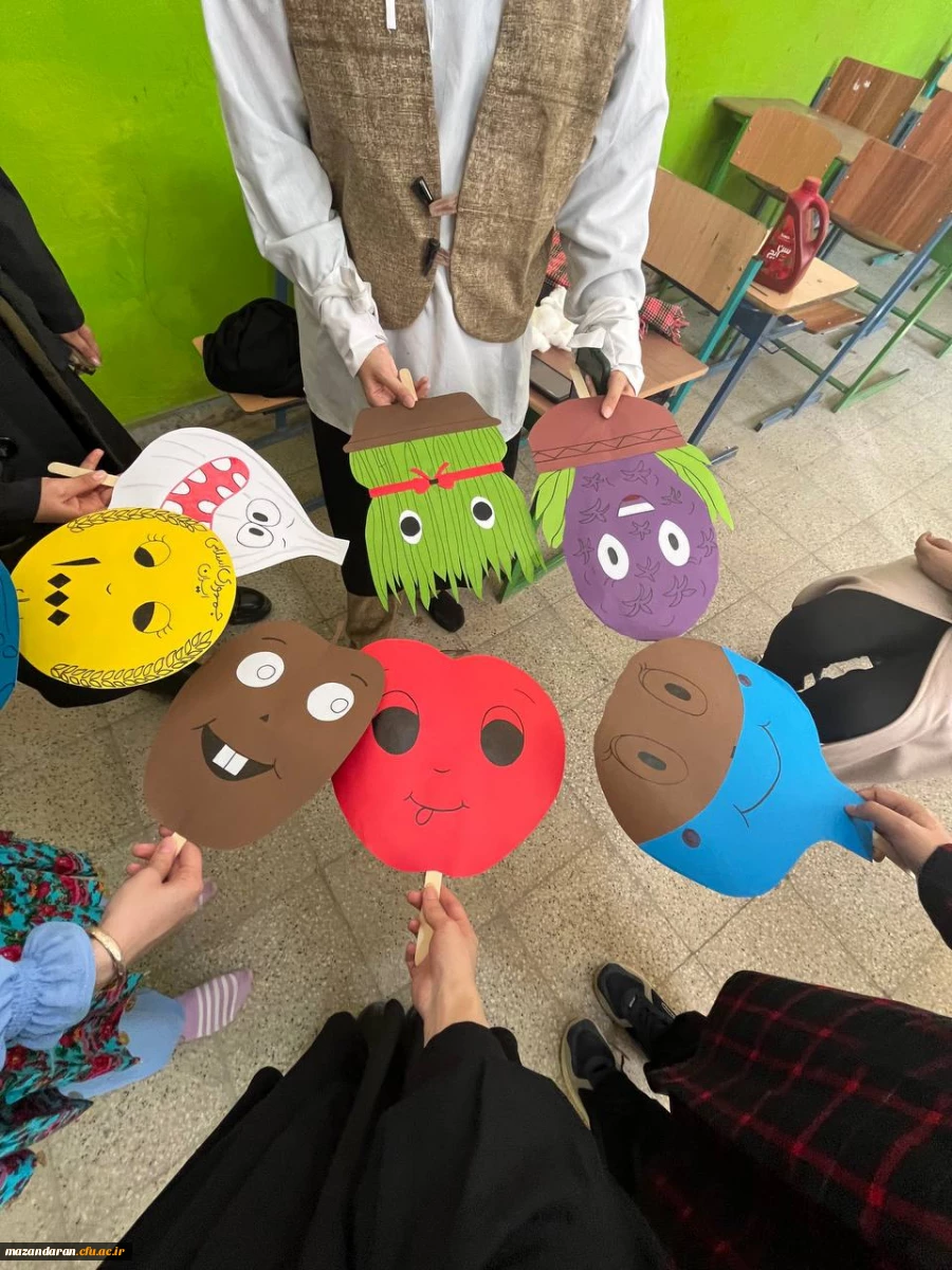 اردوی جهادی دانشجو معلمان بسیجی پردیس خواهران ساری در روستای زرین آباد سفلی  5