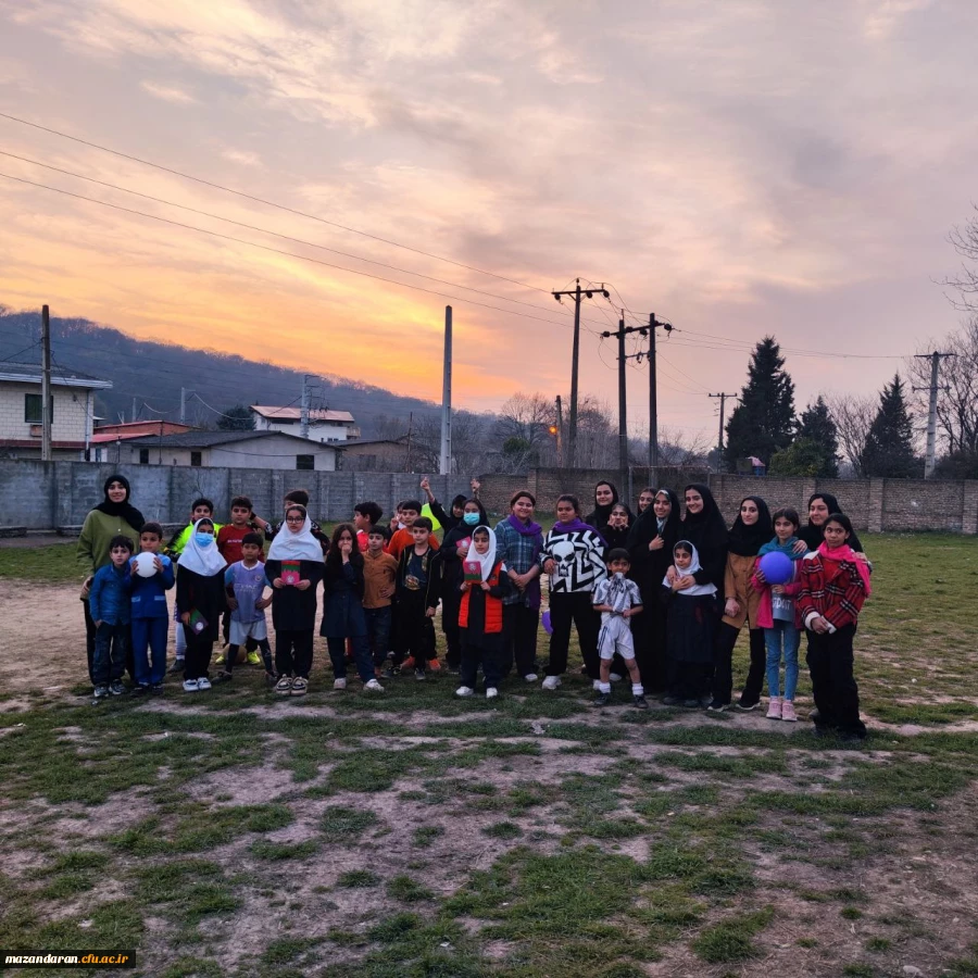 اردوی جهادی دانشجو معلمان بسیجی پردیس خواهران ساری در روستای زرین آباد سفلی  17