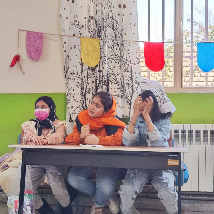 اردوی جهادی دانشجو معلمان بسیجی پردیس خواهران ساری در روستای زرین آباد سفلی  9