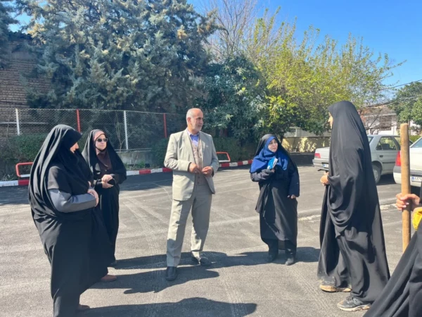 حضور گروه جهادی دانشجو معلمان بسیجی پردیس فاطمه الزهرا س ساری در جنگل های روستای پایین کولا از توابع  شهرستان ساری و کاشت ۲۰۰ اصله  نهال  5