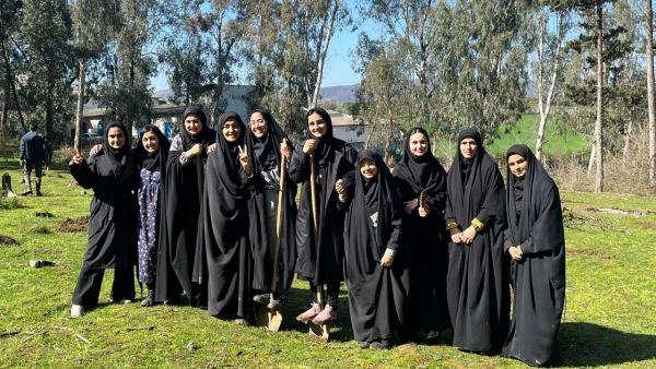 حضور گروه جهادی دانشجو معلمان بسیجی پردیس فاطمه الزهرا س ساری در جنگل های روستای پایین کولا از توابع  شهرستان ساری و کاشت ۲۰۰ اصله  نهال  16